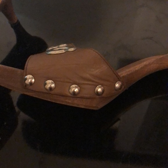 Dolce & Gabbana wood heels w/D&G in silver letters - Picture 6 of 7